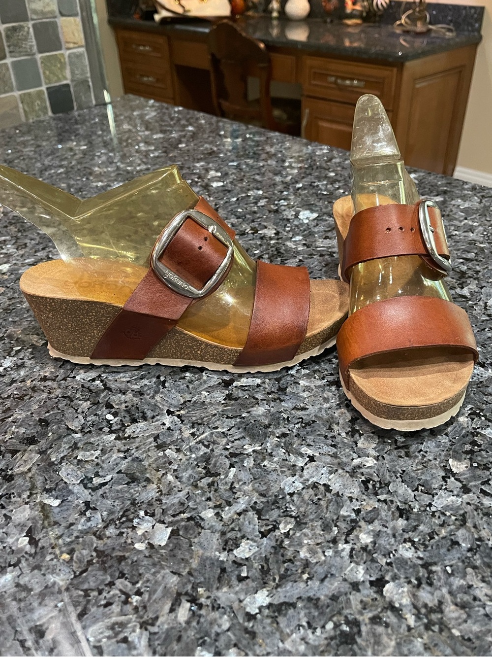 Yokono Spain Leather Wedge Sandals with Buckle 7.5
